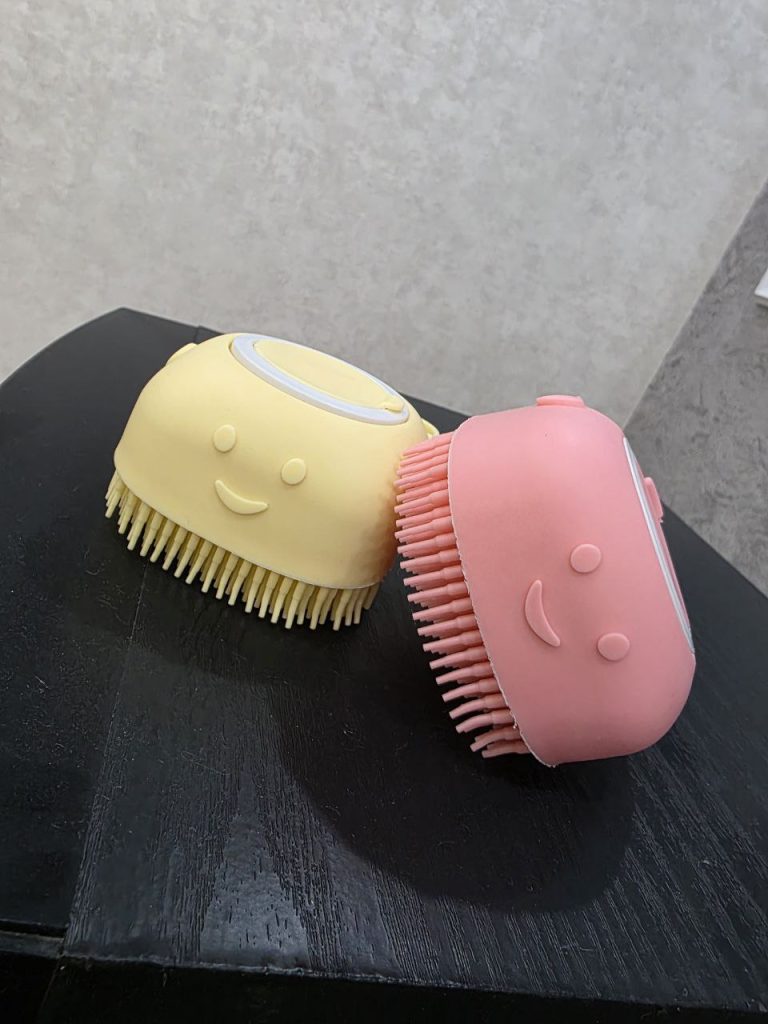 خرید ، قیمت و مشخصات لیف سیلیکونی حمام پت از پت شاپ لنداف هانا | Silicone Bath Brush